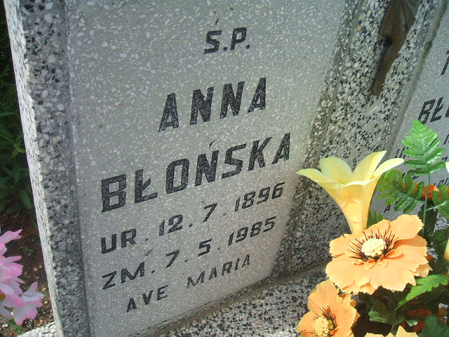 Grób Tomasz Błoński