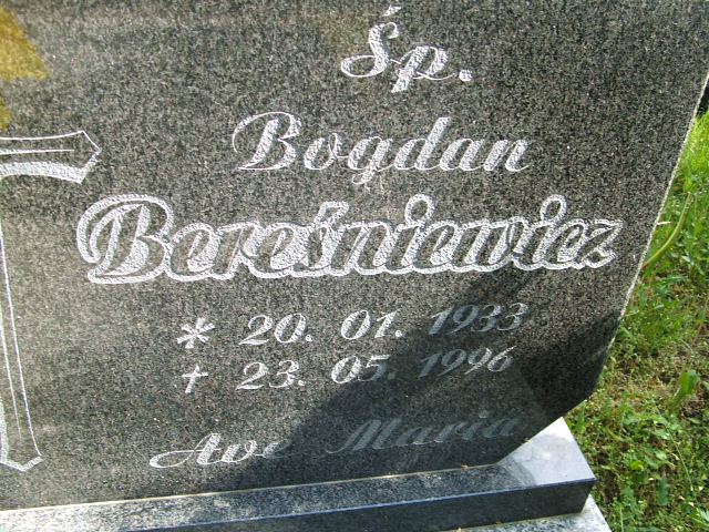 Grób Bogdan Bereśniewicz