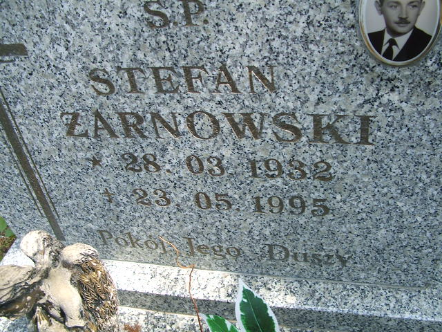 Grób Stefan Żarnowski