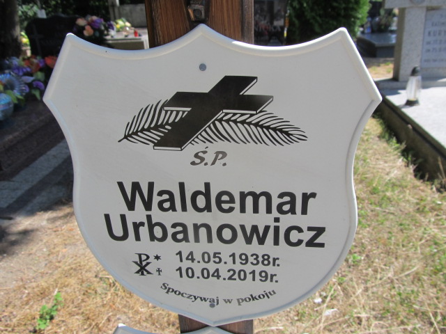Waldemar Urbanowicz  1938 Kobierzyce - Grobonet - Wyszukiwarka osób pochowanych